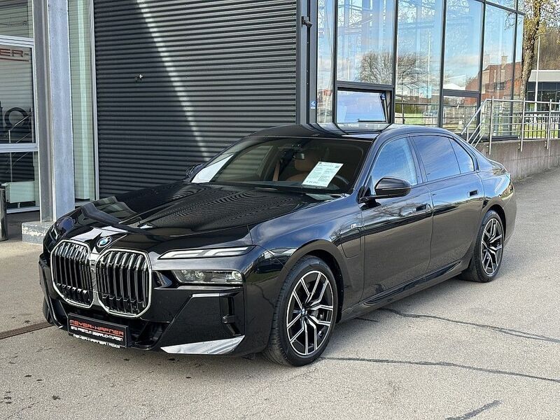 Schwarz Gebraucht 2024 BMW 750e Performance Limousine | 99.990 € - Bild 1/4