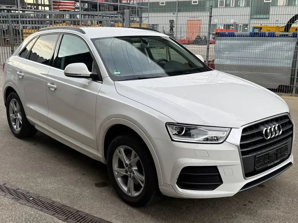 Gebraucht Audi Q3 Sport 150 PS (110 kW) 2015 Weiß SUV