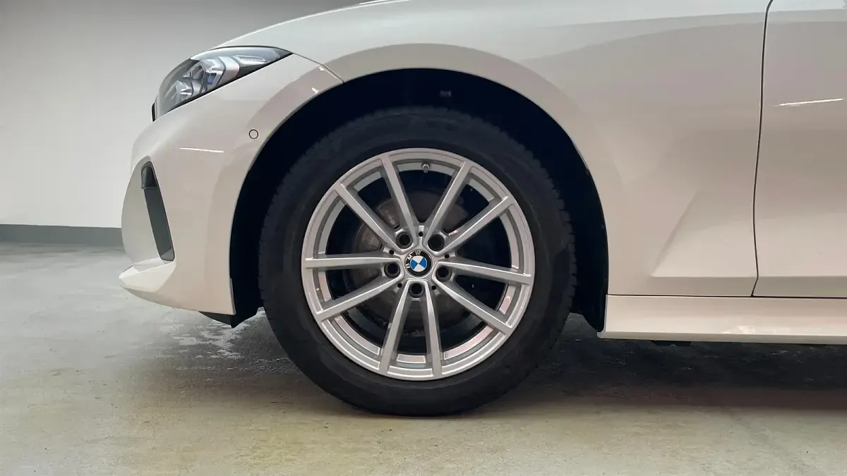 Używany BMW 320 Efficient Dynamics 190 KM (139 kW) 2023 Biały Kombi