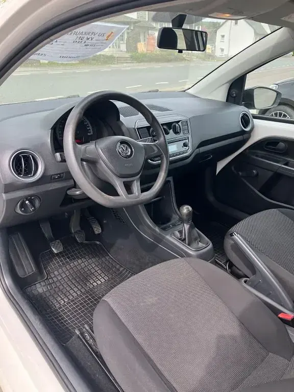 Usado VW up! 60 HP (44 kW) 2017 Branco Citadino