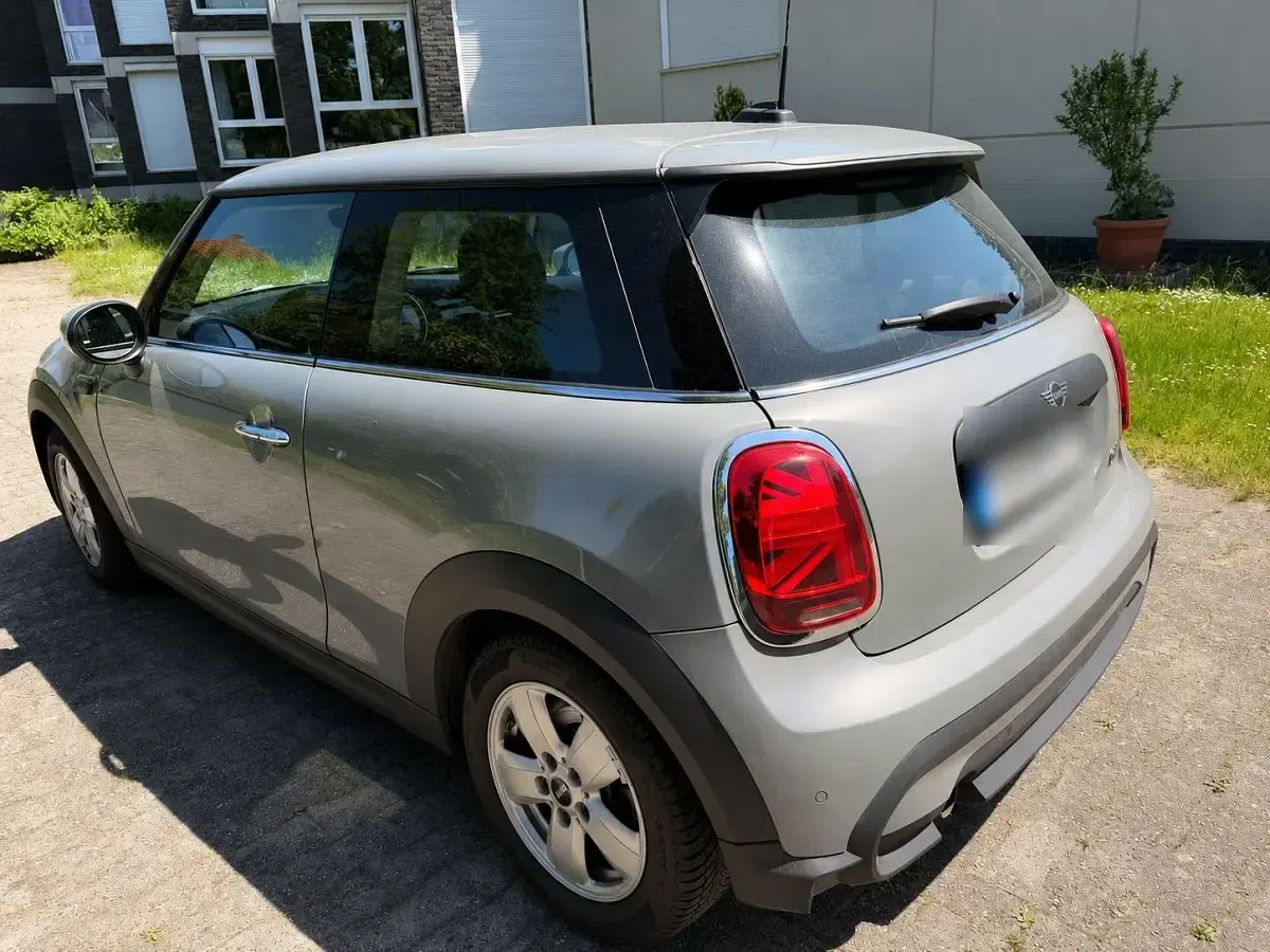 Gebraucht Mini ONE 102 PS (75 kW) 2022 Grau Kleinwagen