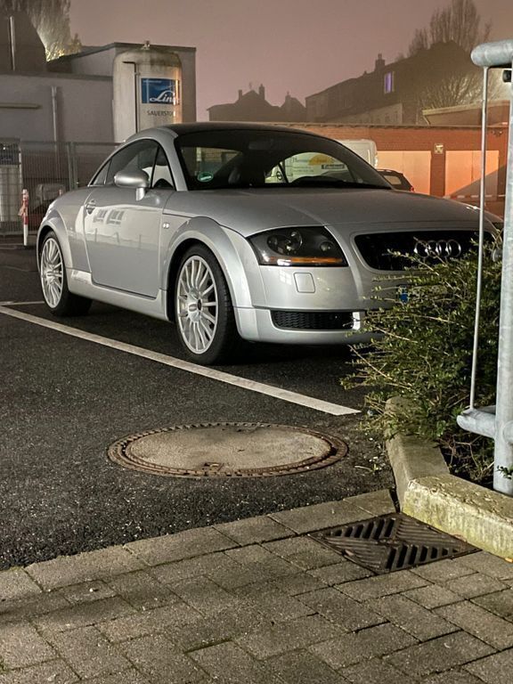 Silber Gebraucht 1999 Audi TT Sport Coupé | 5.000 € (Guter Preis) - Bild 1/4