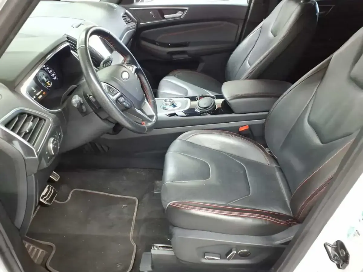 Gebraucht Ford S-MAX ST-Line 190 PS (139 kW) 2022 Frostweiss Van / Kleinbus