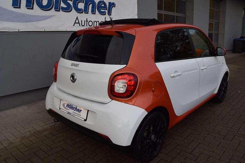 Gebraucht Smart ForFour Passion 90 PS (66 kW) 2019 Orange Kleinwagen
