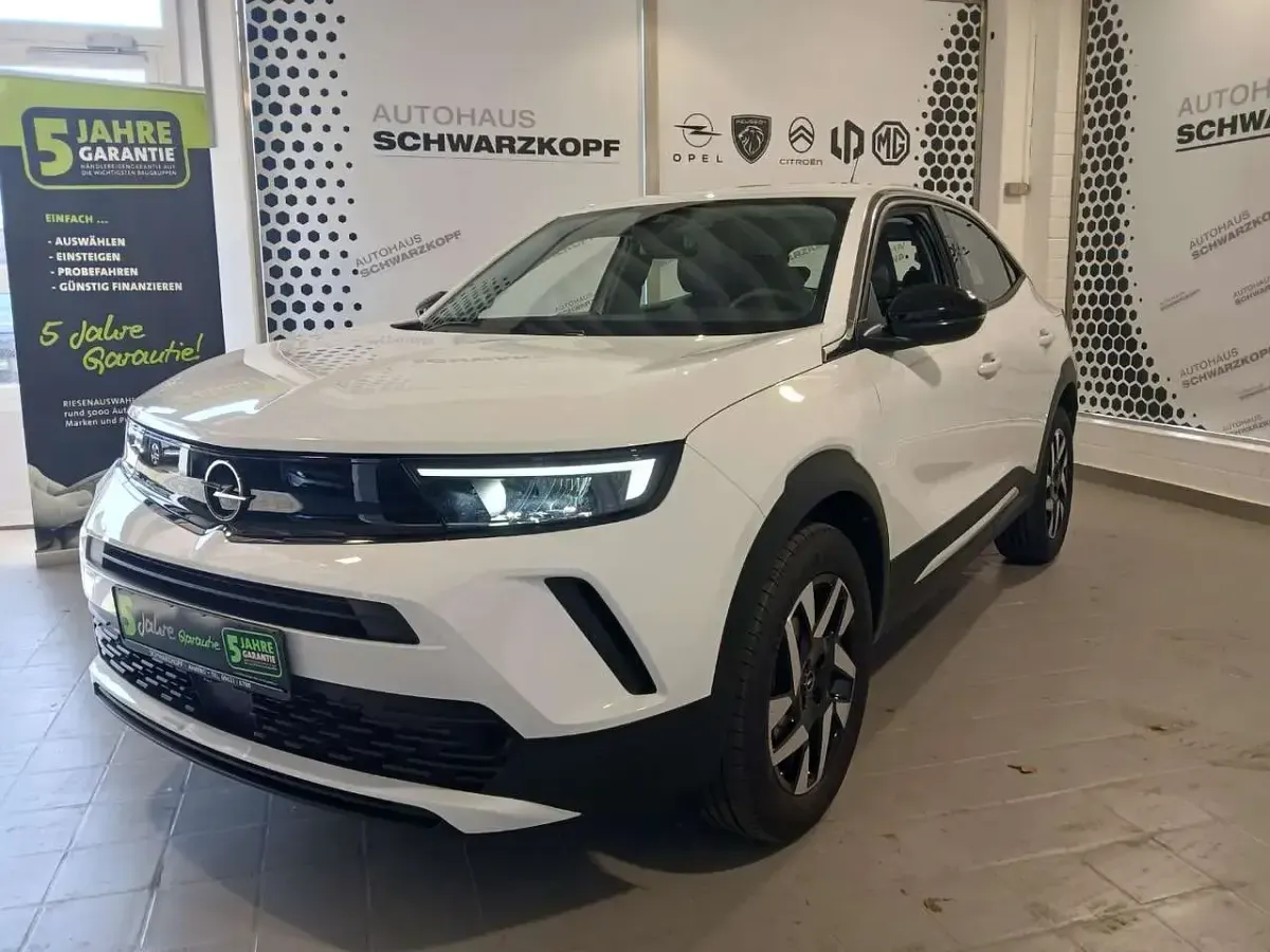 Second-hand Opel Mokka Elegance 101 CP (74 kW) 2024 Alb SUV