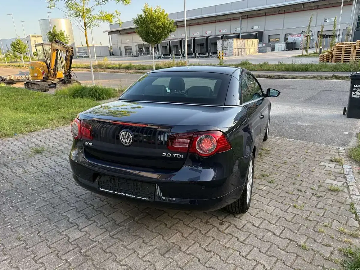 Gebraucht VW Eos Edition 140 PS (102 kW) 2010 Mitternachtsblau metallic Cabrio