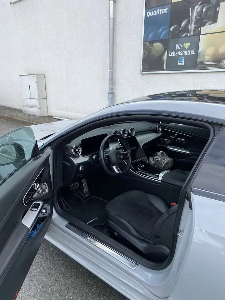 Gebraucht Mercedes CLE300 258 PS (189 kW) 2023 Coupé