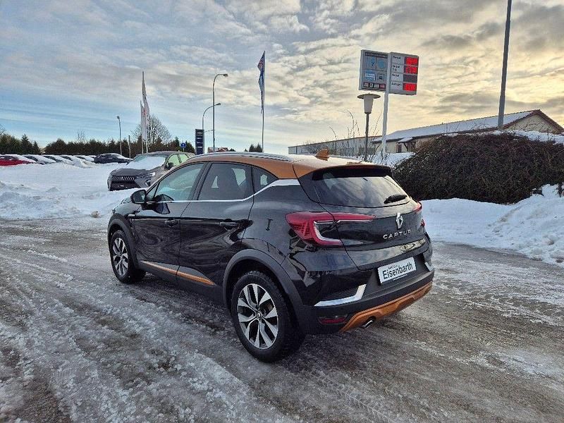 Gebraucht Renault Captur Intens 131 PS (96 kW) 2021 Schwarz SUV