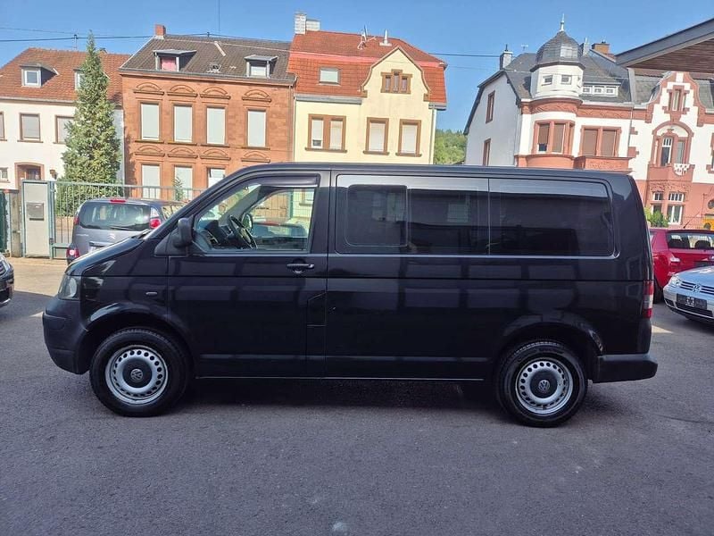 Schwarz Gebraucht 2009 VW T5 Trendline Van | 8.000 € (Guter Preis) - Bild 1/4