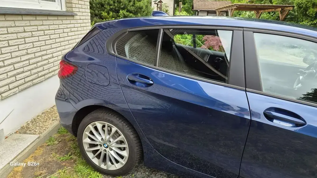 Gebraucht BMW 118 Advantage 136 PS (100 kW) 2024 Blau Kleinwagen
