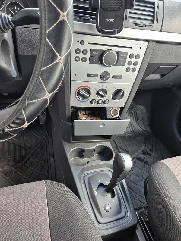 Second-hand Opel Meriva 105 CP (77 kW) 2006 Albastru Monovolum