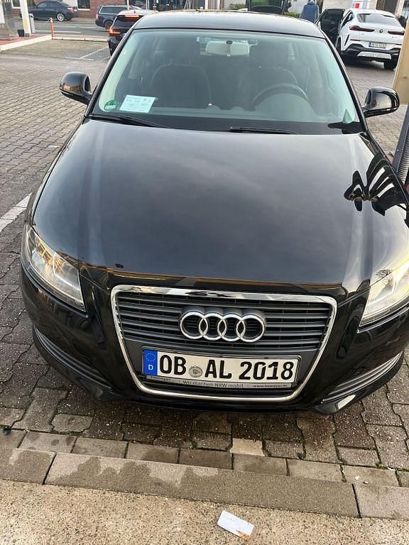 Gebraucht Audi A3 Attraction 102 PS (75 kW) 2010 Schwarz Kleinwagen