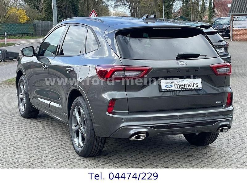 Neu Ford Kuga ST-Line 186 PS (136 kW) 2026 Grau SUV