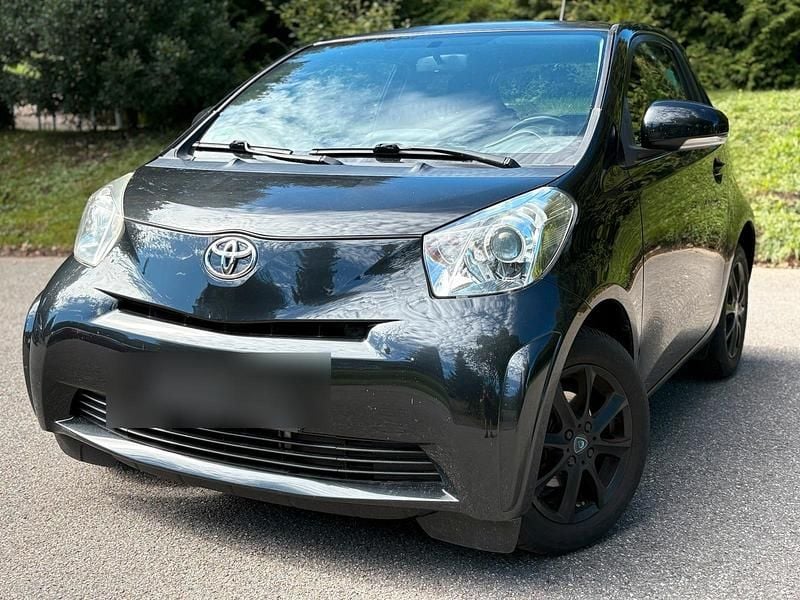 Schwarz Gebraucht 2009 Toyota iQ Kleinwagen | 3.490 € (Etwas zu teuer) - Bild 1/4