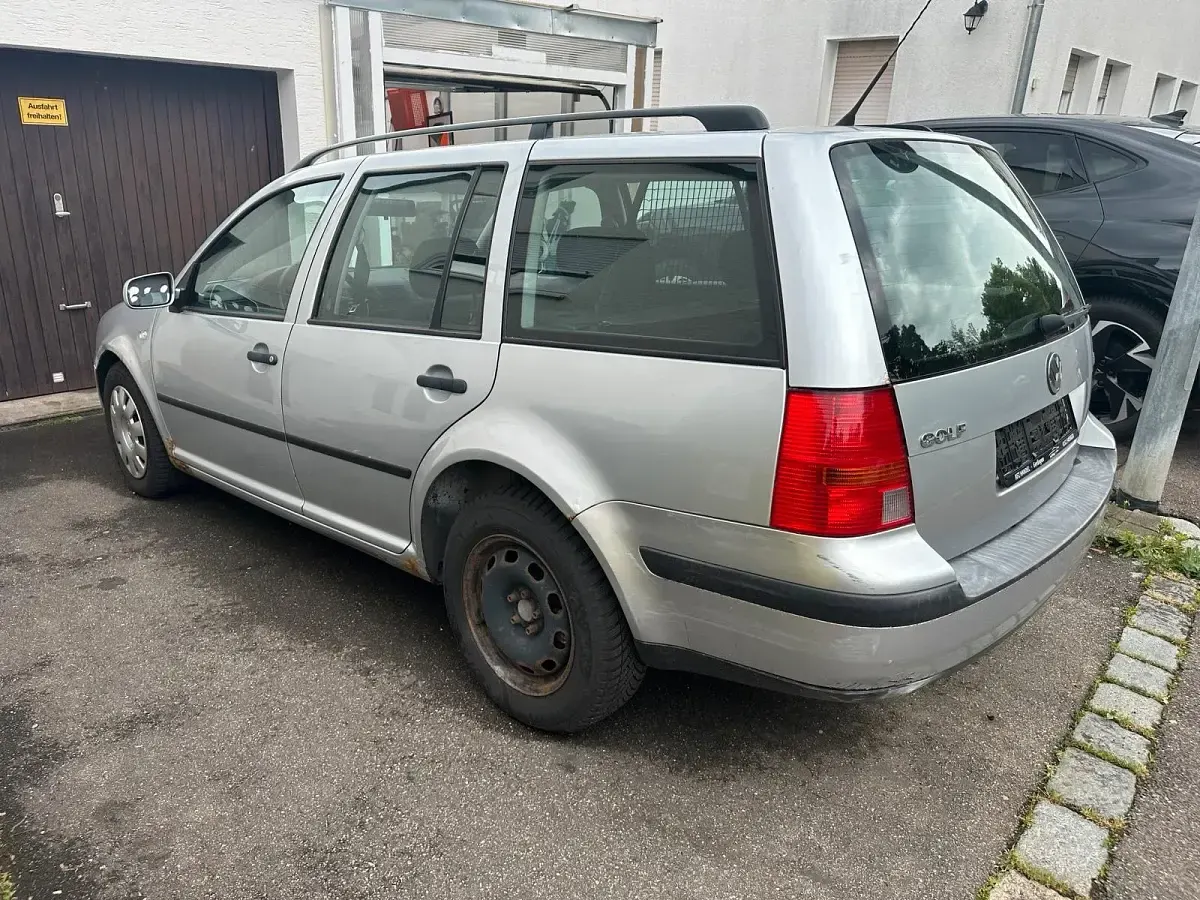 Gebraucht VW Golf IV 101 PS (74 kW) 2004 Silber Kombi
