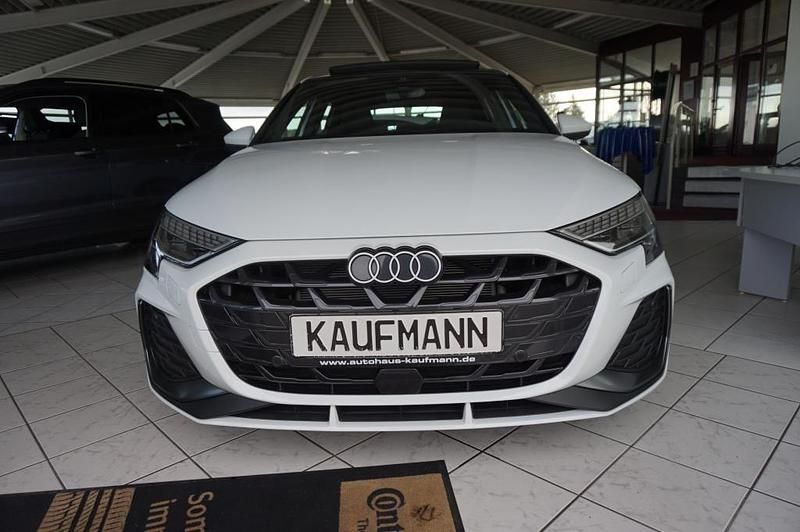 Gebraucht Audi A3 S-Line 150 PS (110 kW) 2025 Weiß Limousine