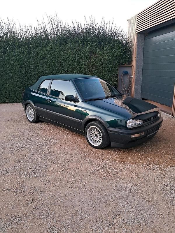 Grün Gebraucht 1998 VW Golf Cabriolet Cabrio | 1.690 € (Fairer Preis) - Bild 1/4