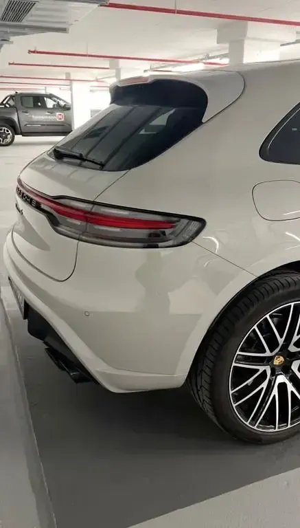 Gebraucht Porsche Macan S Sport 381 PS (280 kW) 2023 Grau SUV