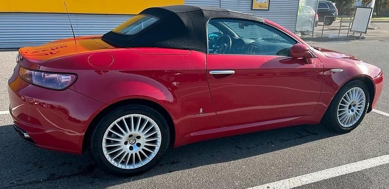 Gebraucht Alfa Romeo Spider 185 PS (136 kW) 2007 Rot Cabrio