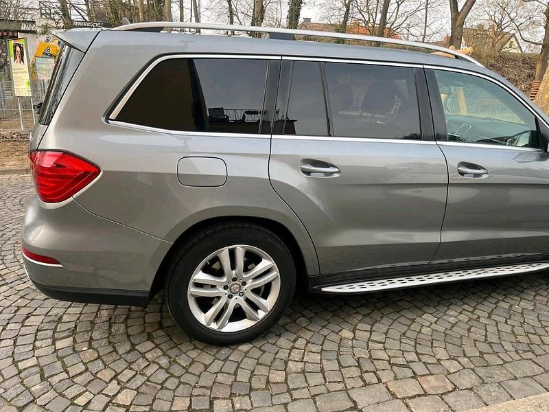 Gebraucht Mercedes GL350 258 PS (189 kW) 2014 Silber SUV