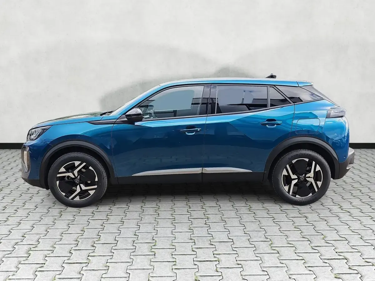 Neu Peugeot 2008 Allure 101 PS (74 kW) 2026 Obsession blau metallic SUV