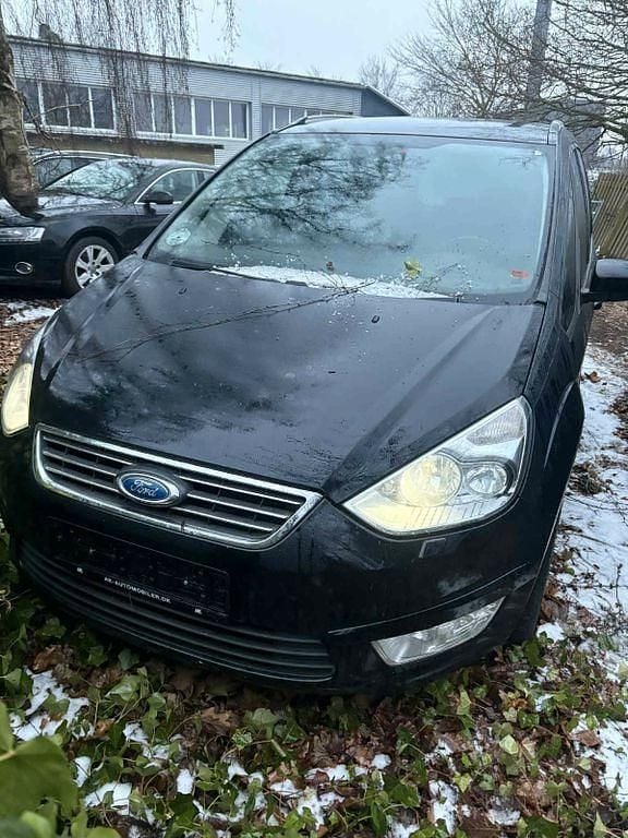Gebraucht Ford Galaxy Trend 140 PS (102 kW) 2010 Schwarz Van / Kleinbus