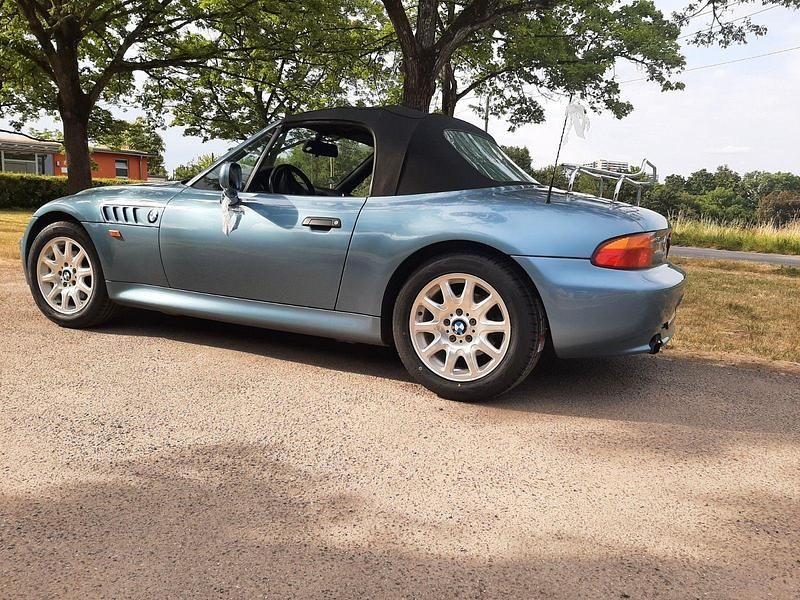 Blau Gebraucht 1999 BMW Z3 Cabrio | 11.500 € (Guter Preis) - Bild 1/4