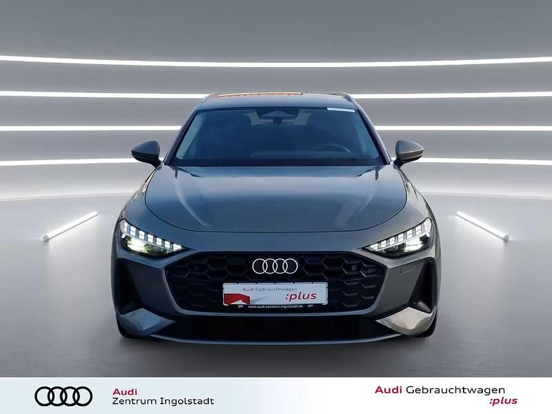 Gebraucht Audi A5 Sport 204 PS (150 kW) 2025 Chronosgrau metallic Kombi