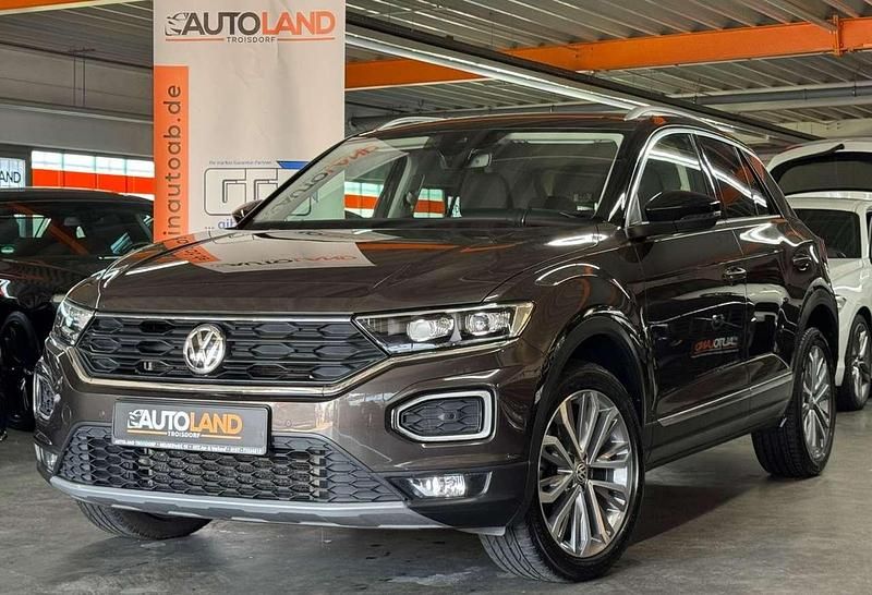 Gebraucht VW T-Roc Style 150 PS (110 kW) 2018 Braun SUV