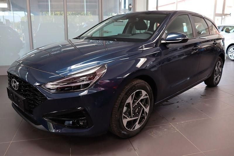 Blau Neu 2025 Hyundai i30 Kombi | 20.250 € (Guter Preis) - Bild 1/4