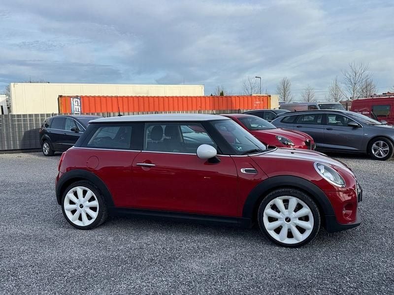Używany Mini Cooper 136 KM (100 kW) 2015 Czerwony Hatchback