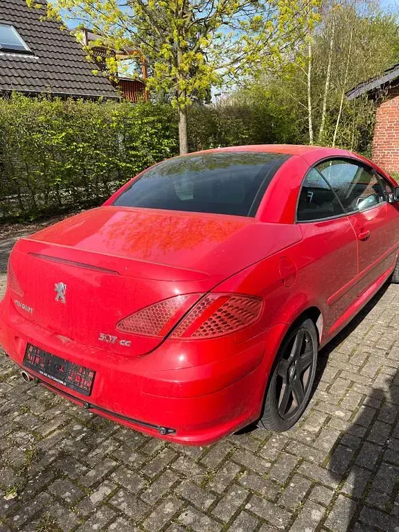 Gebraucht Peugeot 307 CC 140 PS (102 kW) 2006 Rot Cabrio