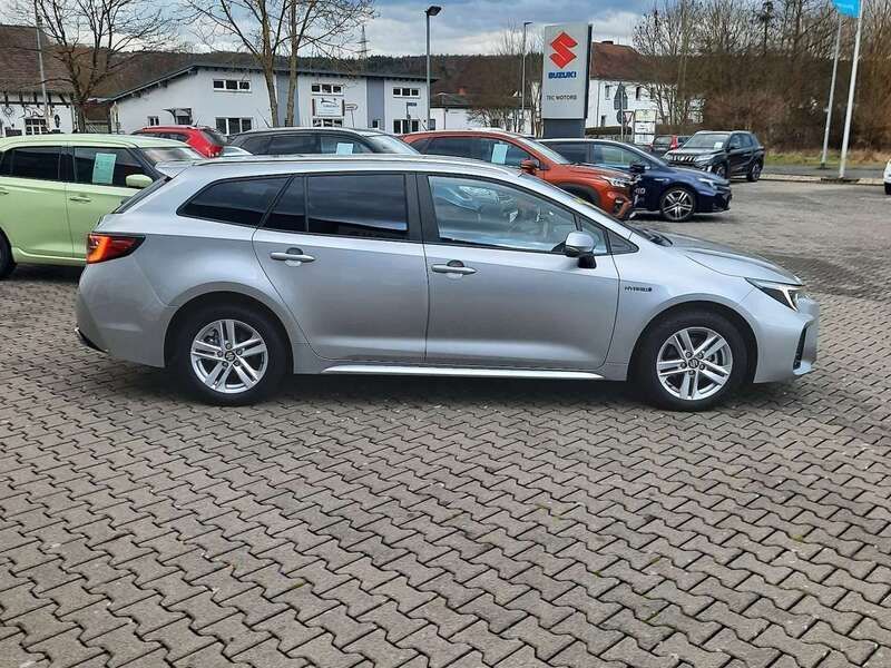 Silber Neu 2025 Suzuki Swace Comfort+ Kombi | 24.900 € - Bild 1/4