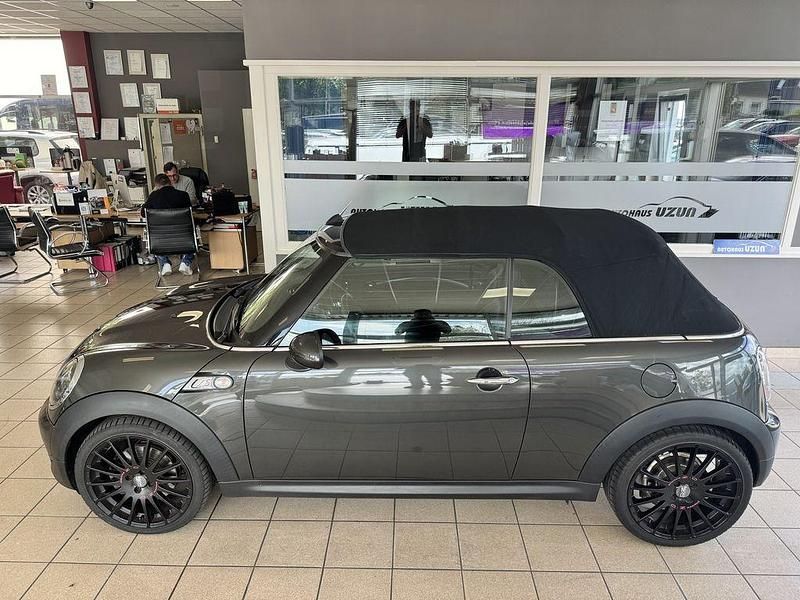 Grau Gebraucht 2012 Mini Cooper S Cabriolet Cabrio | 12.990 € - Bild 1/4