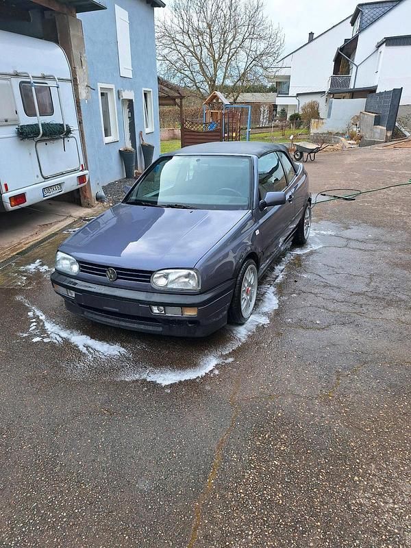 Violet Gebraucht 1993 VW Golf Cabriolet Cabrio | 1.333 € - Bild 1/4