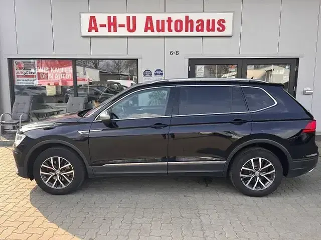 Gebraucht VW Tiguan Allspace Comfortline 150 PS (110 kW) 2021 Andere SUV