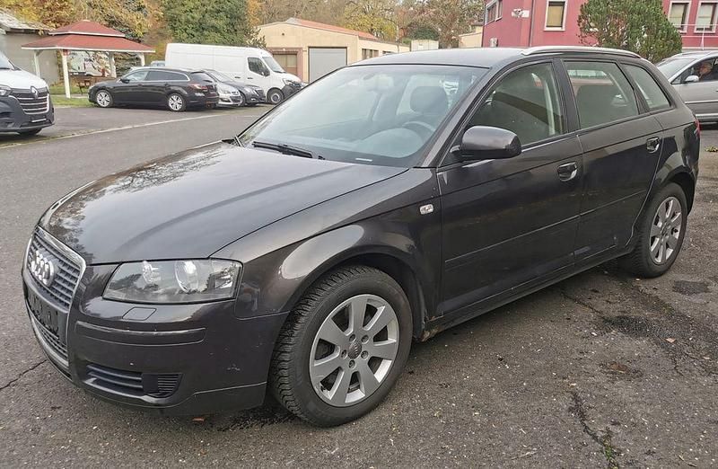 Gebraucht Audi A3 Ambiente 140 PS (102 kW) 2006 Grau Limousine