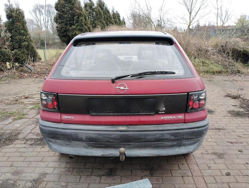 Gebraucht Opel Astra 71 PS (52 kW) 1994 Rot Kombi