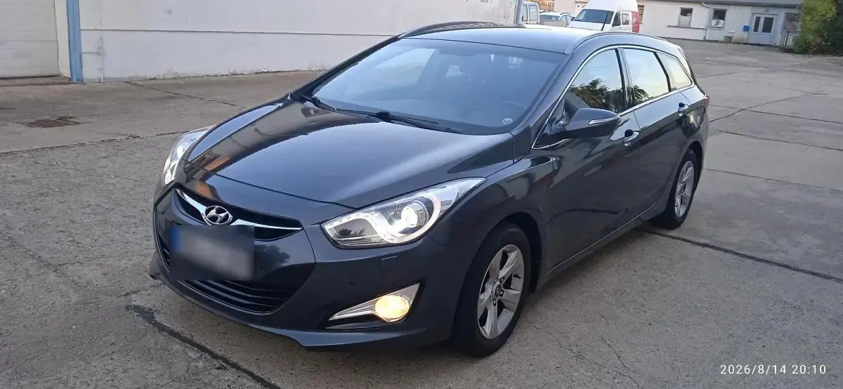 Gebraucht Hyundai i40 136 PS (100 kW) 2014 Grau Kombi