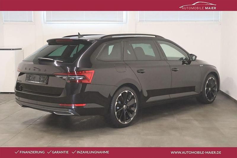 Gebraucht Skoda Superb SportLine 150 PS (110 kW) 2022 Schwarzmagic perleffekt Kombi