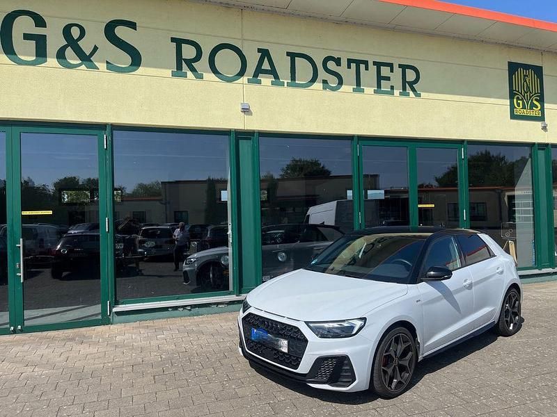 Weiß Gebraucht 2024 Audi A1 Sportback S-Line Kleinwagen | 25.990 € (Fairer Preis) - Bild 1/4
