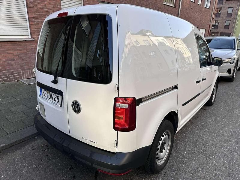 Gebraucht VW Caddy 102 PS (75 kW) 2019 Weiß Van / Kleinbus