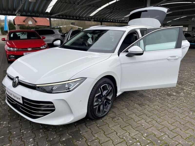 Gebraucht VW Passat Elegance+ 150 PS (110 kW) 2024 Pure white Kombi