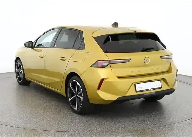 Gebraucht Opel Astra Business 181 PS (133 kW) 2022 Kult gelb Kleinwagen