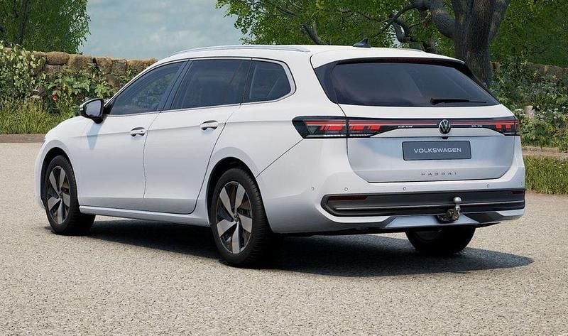 Gebraucht VW Passat Business 150 PS (110 kW) 2025 Außenfarbe: Kombi