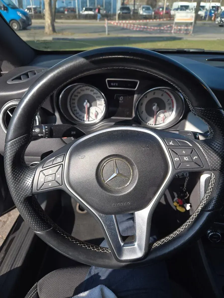 Gebraucht Mercedes CLA200 156 PS (114 kW) 2014 Limousine