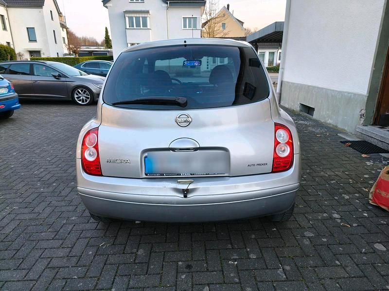 Gebraucht Nissan Micra 80 PS (58 kW) 2006 Silber Kleinwagen