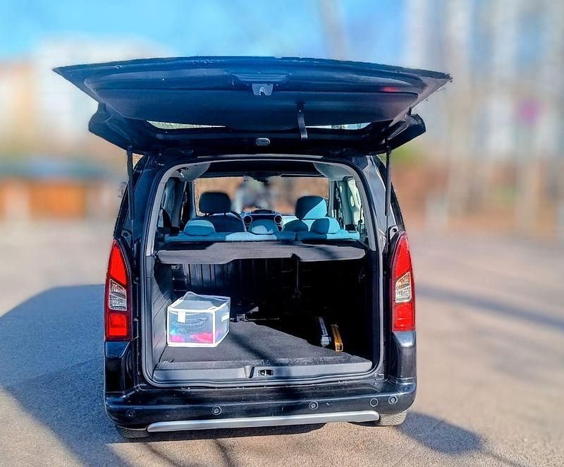 Gebraucht Citroën Berlingo SELECTION 92 PS (67 kW) 2014 Schwarz Van / Kleinbus