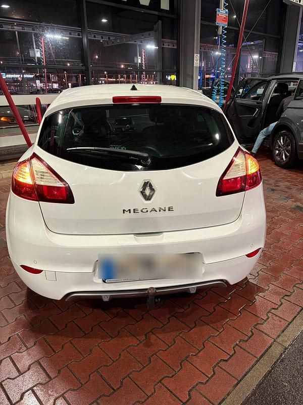 Gebraucht Renault Mégane GT Line GT 163 PS (119 kW) 2015 Weiß Limousine