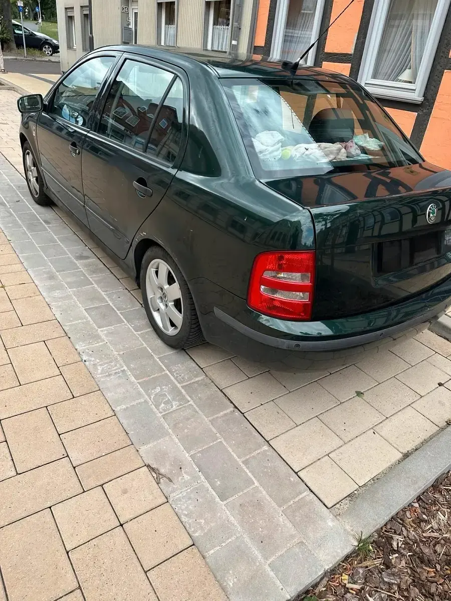 Gebraucht Skoda Fabia 75 PS (55 kW) 2001 Grün Limousine